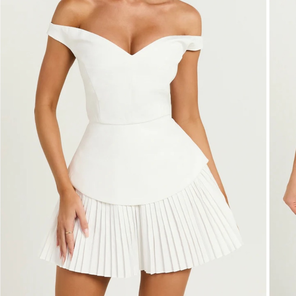 NWT off the shoulder pleated dress